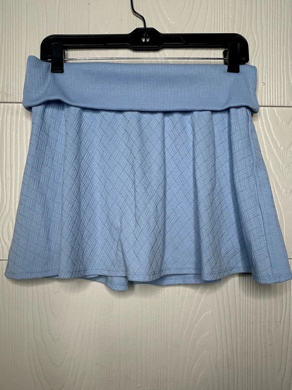 ALO Yoga Pale Blue Textured Circle Skirt